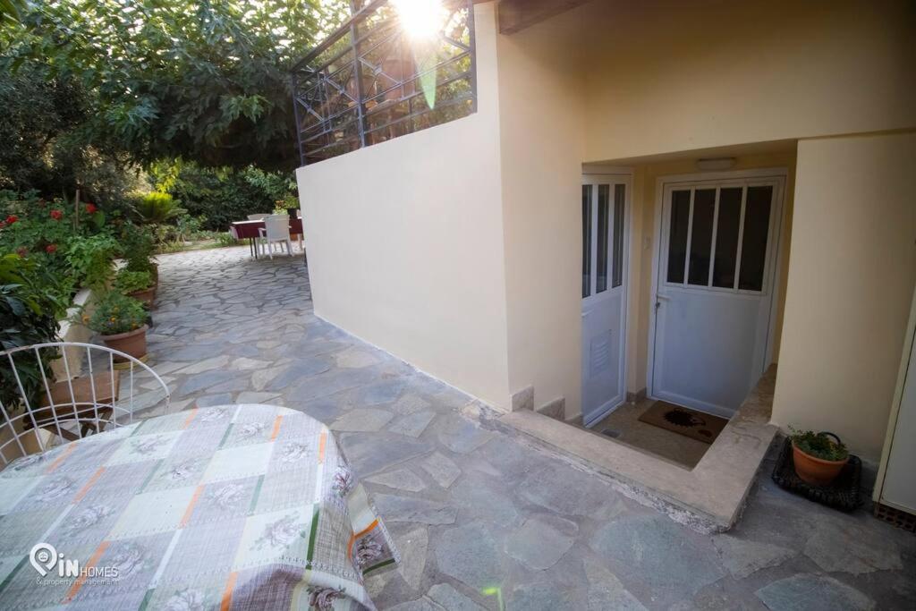 Odysseus Cozy Home Nea Makri Exterior photo
